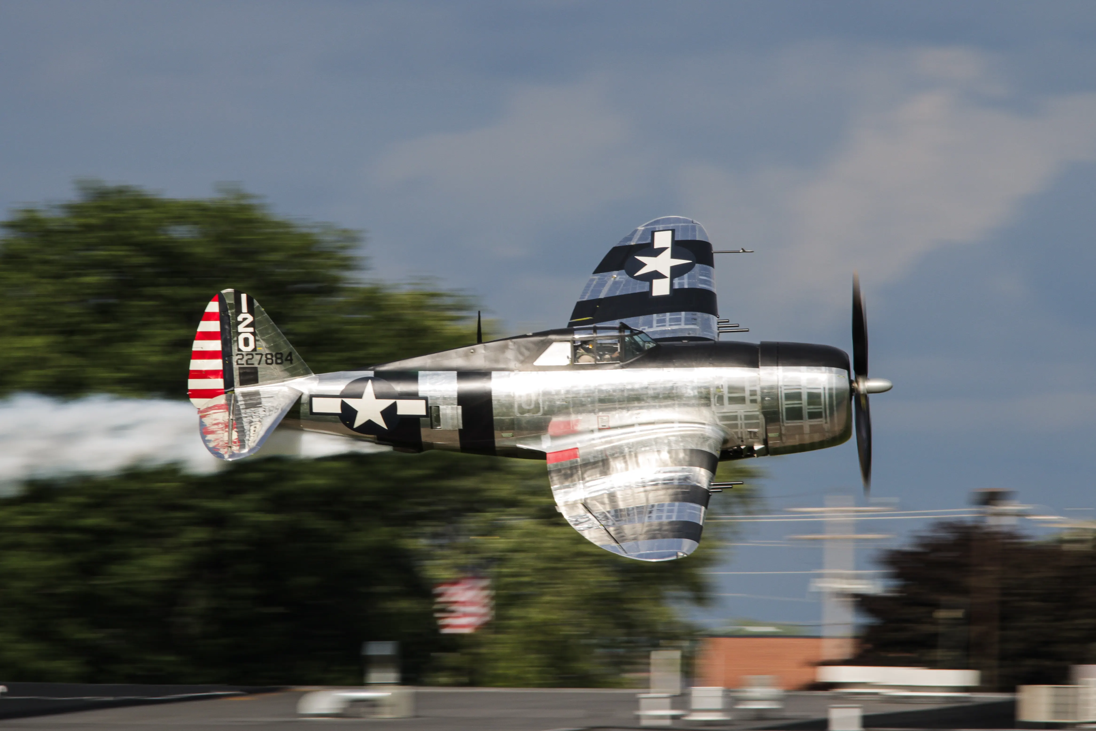 Aviation photography by James Wiseman — airshow-f4u-corsair-8395.jpg