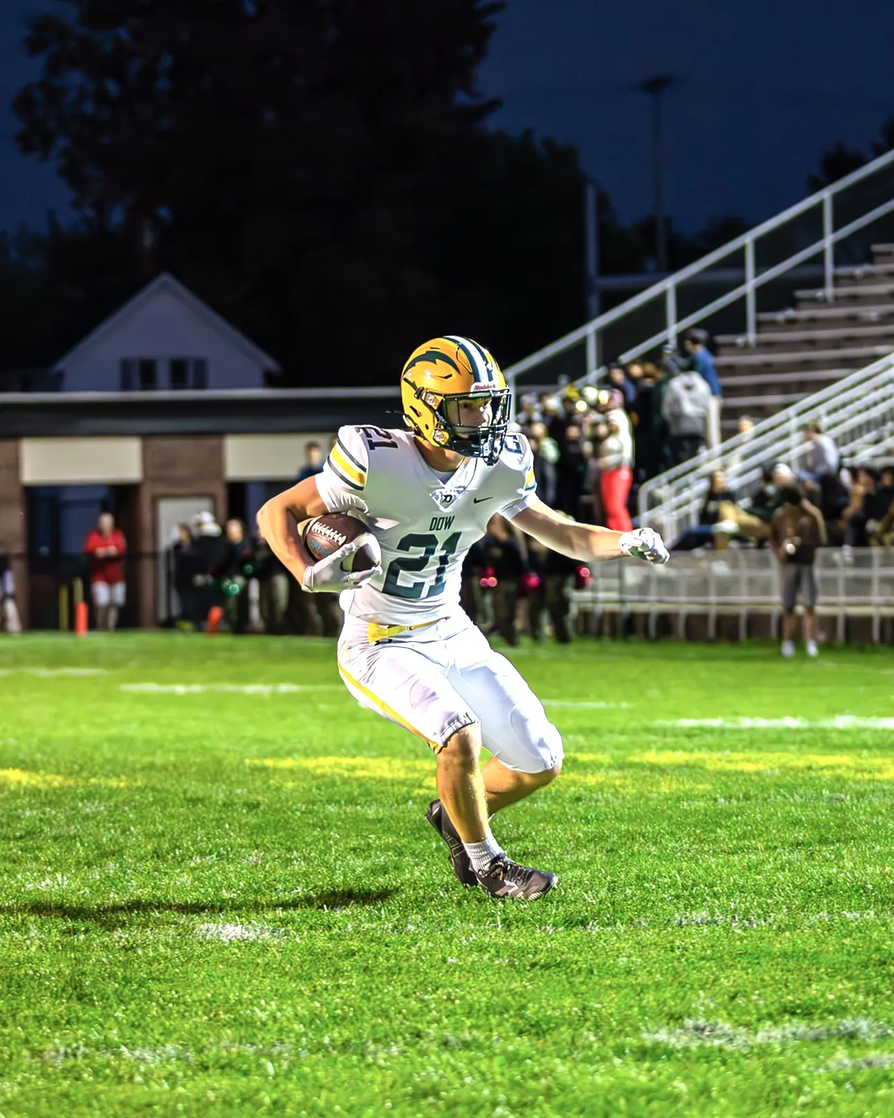 Sports photography by James Wiseman — dow-football-9740.jpg