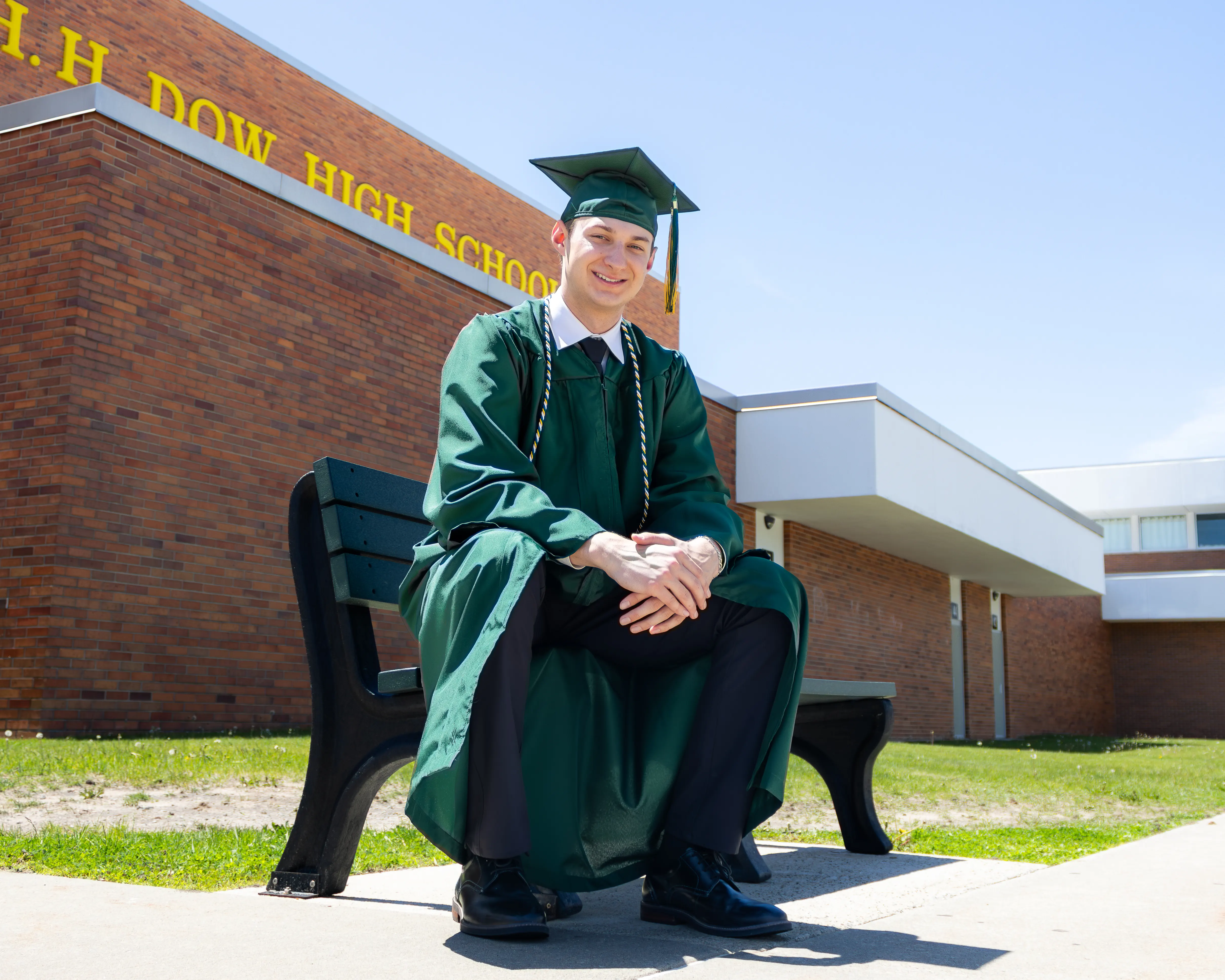 Portraits photography by James Wiseman — senior-portrait-3410.jpg